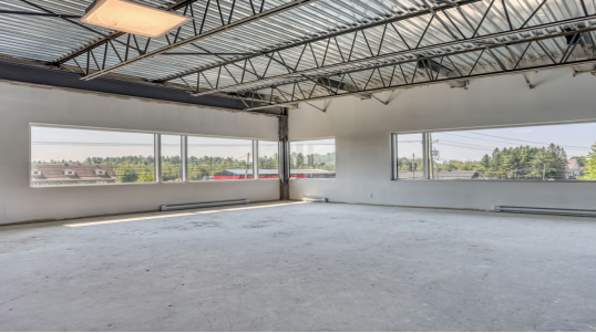 Vous avez besoin d‘un espace locatif ? Vous devez vous relocaliser, vous avez besoin d'un nouvel air de bureaux, d'espace de détail, local commercial ou d'usine ? 